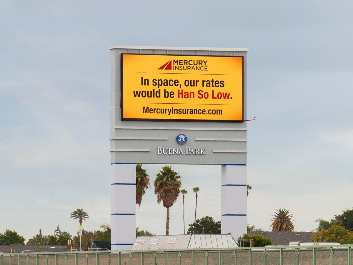 Bulletin Displays; 19mm, 25' x 48', Buena Park, CA
