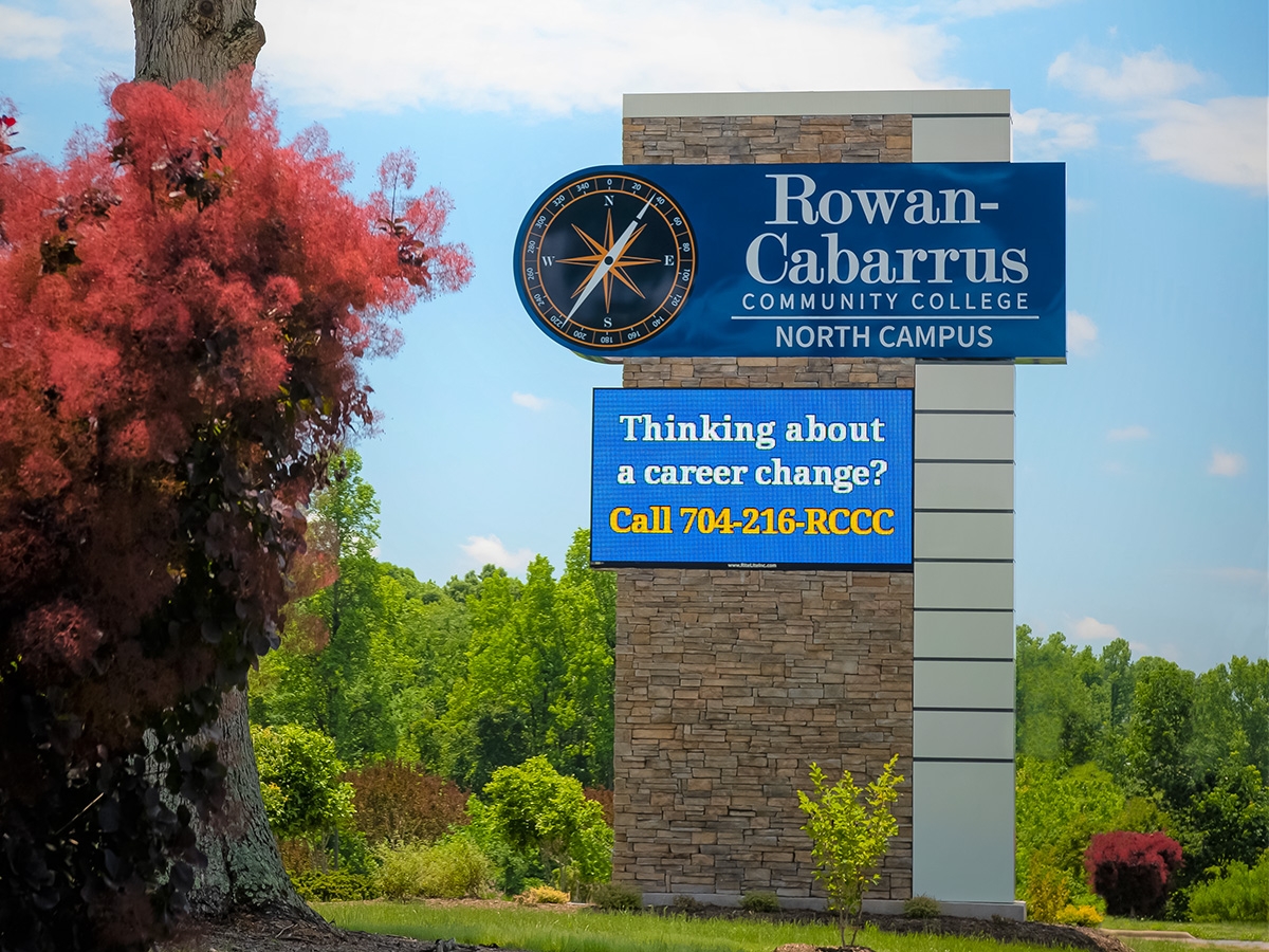 Rowan-Cabarrus Community College; 16mm, 7'5" x 13'3", Salisbury, NC